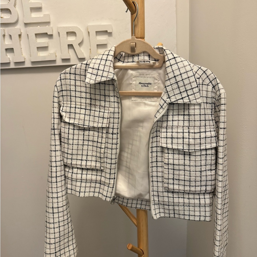 Abercrombie & Fitch White Windowpane Cropped Blazer Jacket